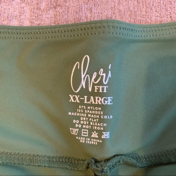 CheriFit Olive Scrunch Leggings - Picture 7 of 9